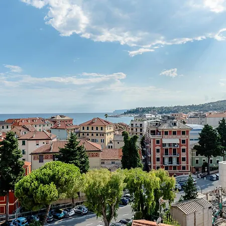 Premium Sea View - Free Parking - 4 Min Apartmán Varazze