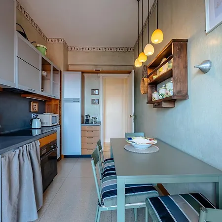 Appartement Premium Sea View - Free Parking - 4 Min Varazze